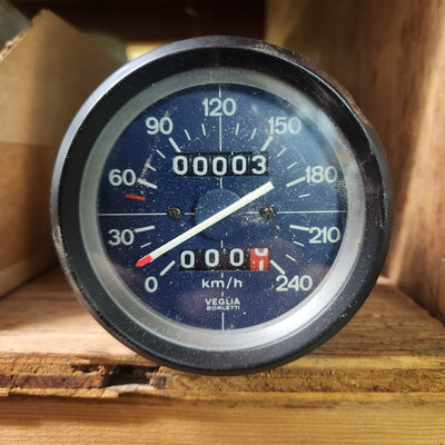 KILOMETER (#14761550)