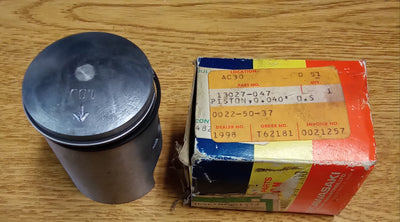 Kawasaki 125 Piston 1.00 Oversize 13027-047