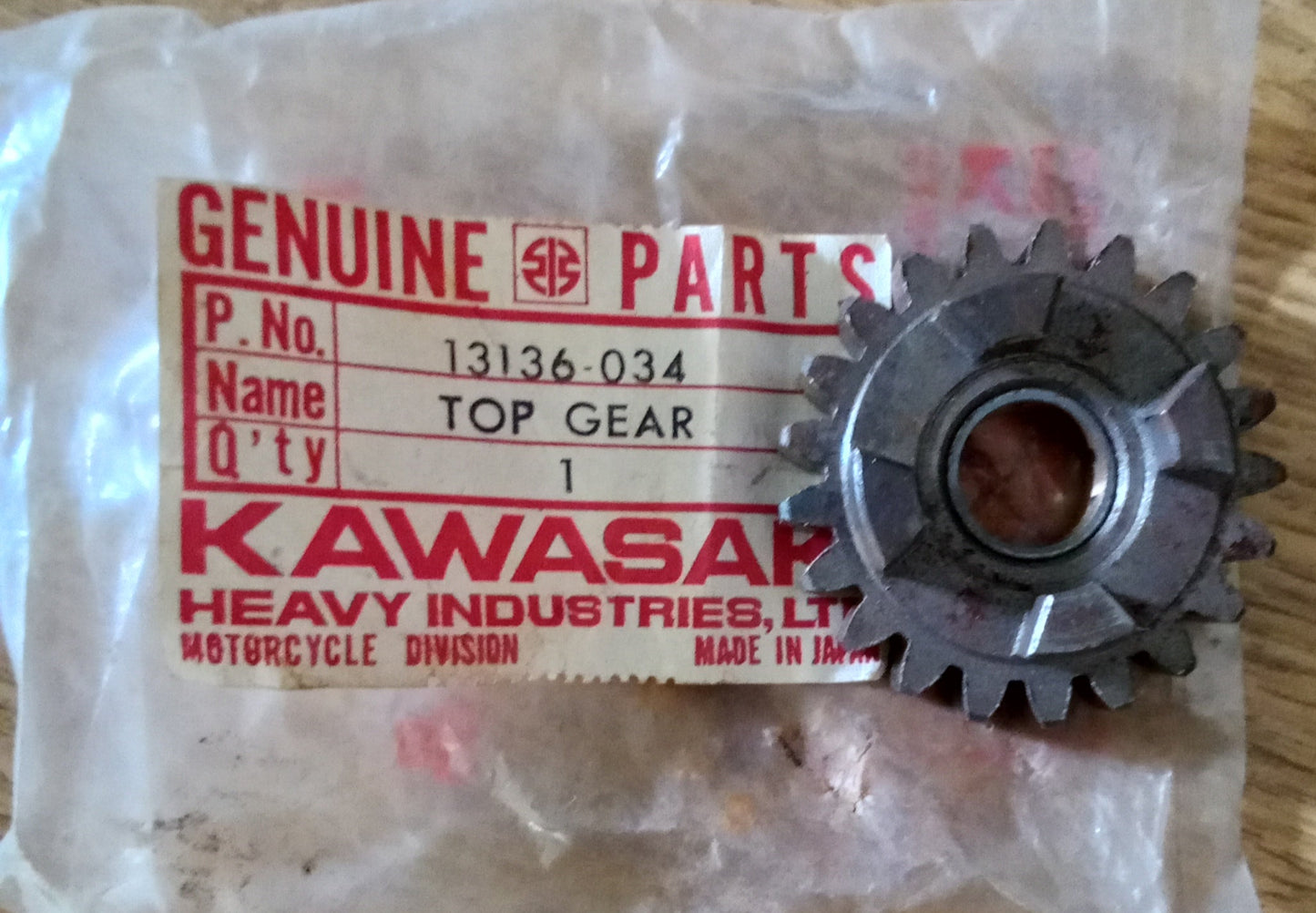 Kawasaki 1971-1980 KV75 MT1 KV 75 Top Drive Gear 21T OEM 13136-034