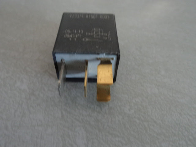 Mini-relay 4 PIN (#01732560)