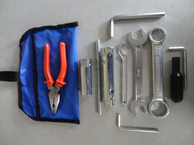 OEM TOOL KIT (01909931) (#01909931)