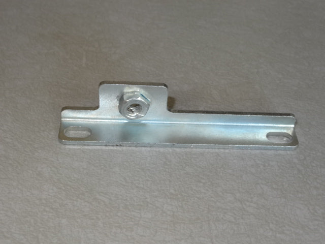 MT PLATE RH REAR (#02574210)