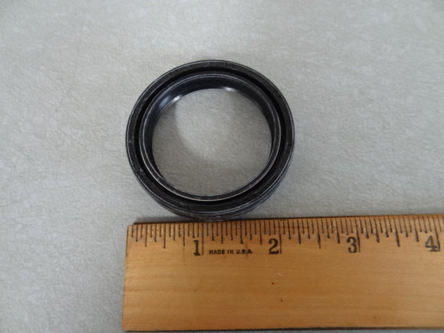 FORK SEAL (#03530526) Fork seal/dust cover kit use 03530000.