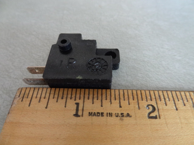 MICRO SWITCH FRONT BRAKE (#03749845)