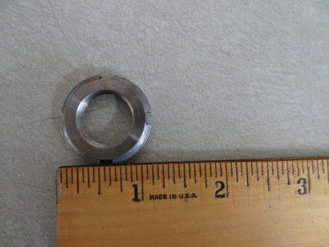 NUT V11 (#04055100)