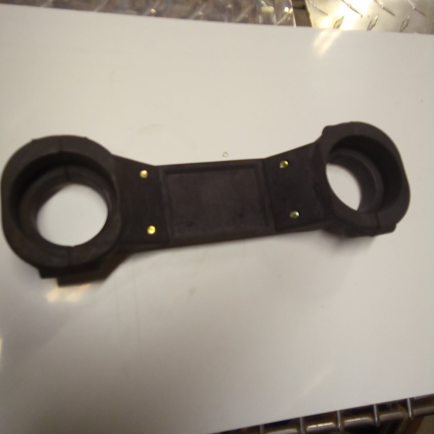 TAR. FORK BRACE CA (#280017)