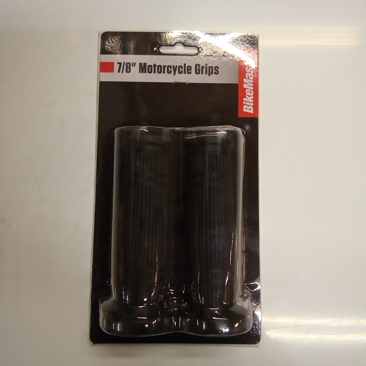 SPLINED GRIPS BLACK (#102290)