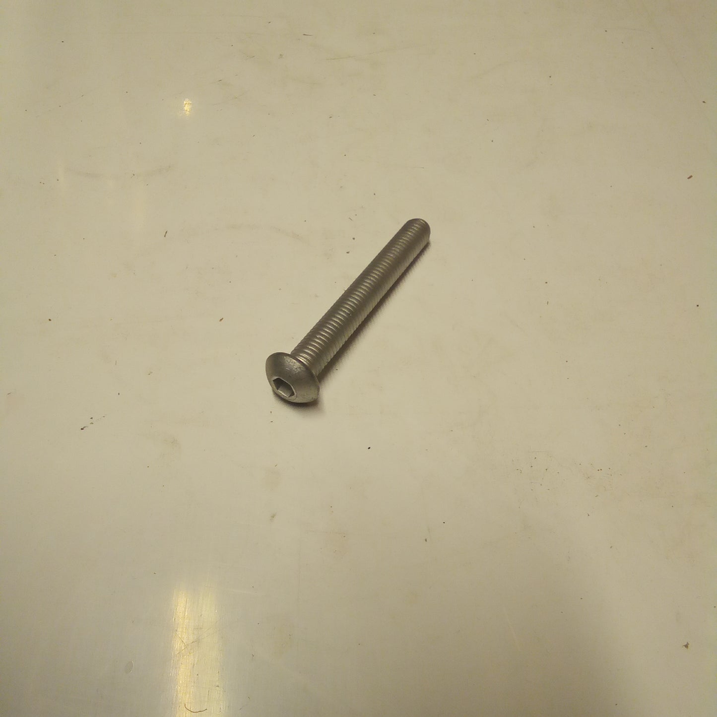 SCREW (#98350460)
