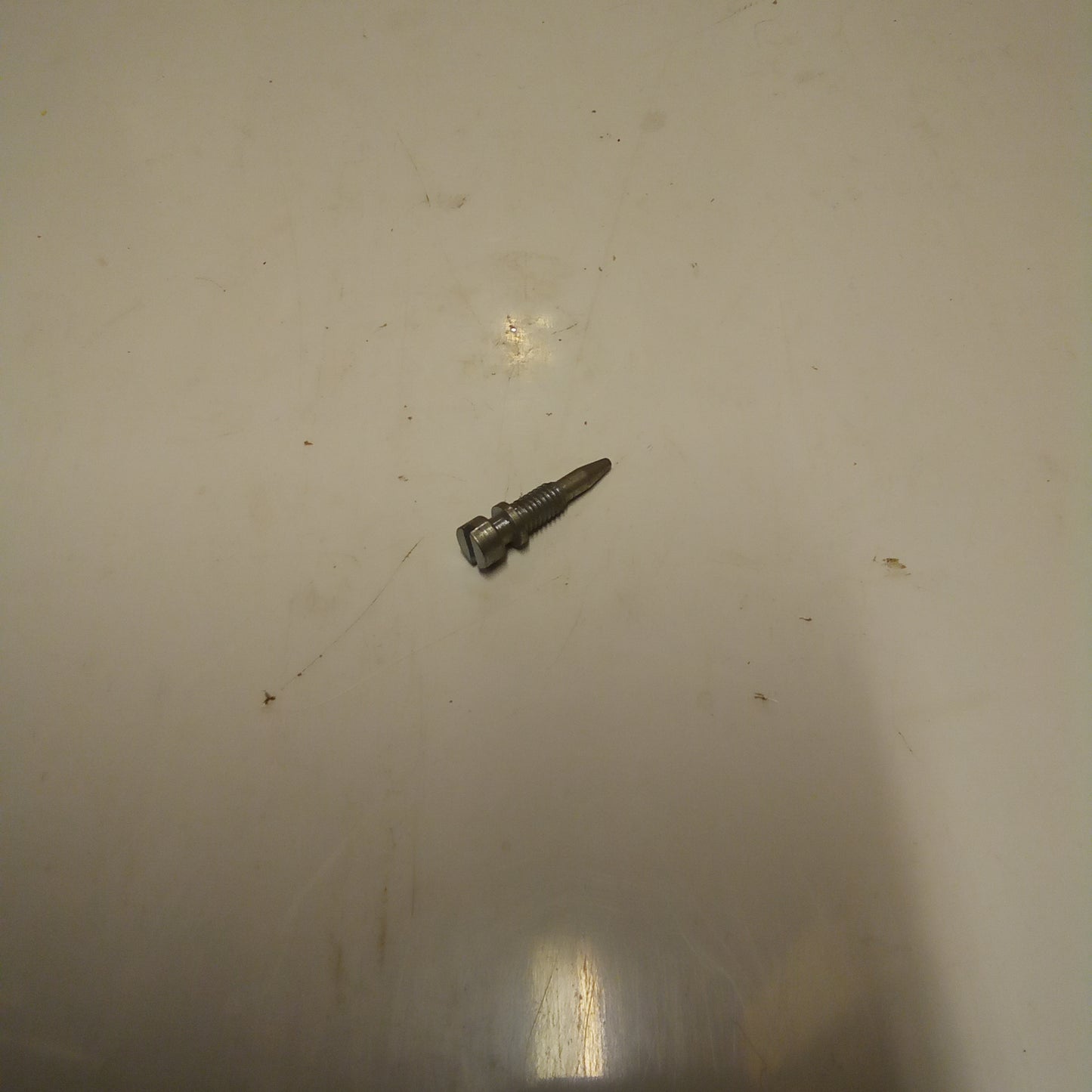 AIR ADJ. SCREW (#13931260)