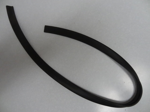 RUBBER GASKET OR TRIM (#17578960)