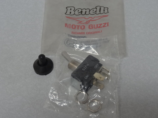 SWITCH (#18745701)