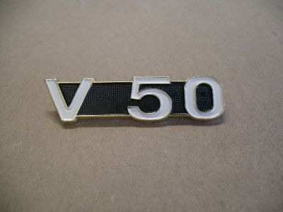 V50 BADGE (#19922051)