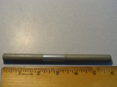 HUB SPINDLE (#49614100)
