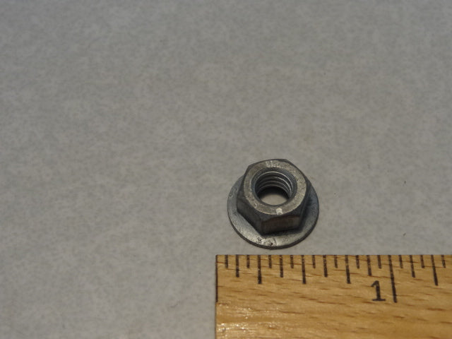 CLUTCH MOUNT NUT (#92650136)