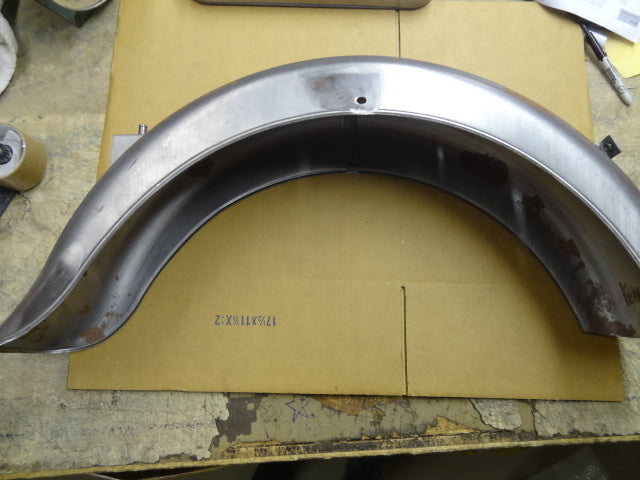 REAR FENDER (#304370602)
